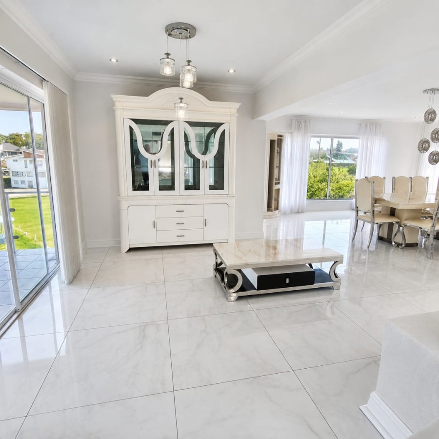 5 Bedroom Property for Sale in Selborne Eastern Cape
